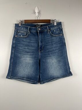 Judy Blue Jean Shorts Women XL Blue Stretch Lightly Distressed Bermuda